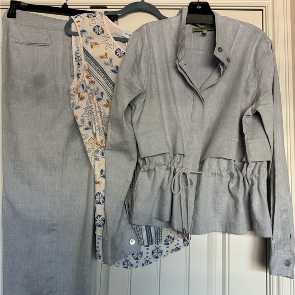 Sigrid Olsen linen jacket with matching wide leg pant.Includes blouse.Size large - Picture 16 of 16